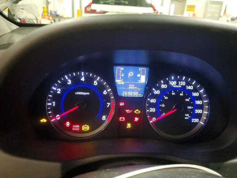 2016 HYUNDAI ACCENT SE  