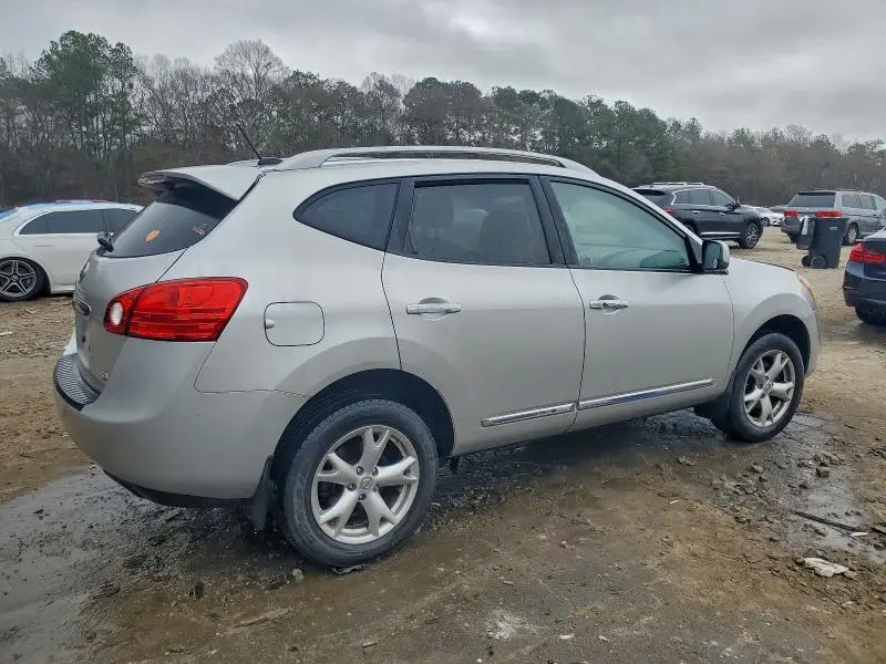 2011 NISSAN ROGUE S  