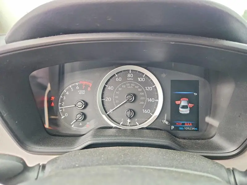 2021 TOYOTA COROLLA LE  