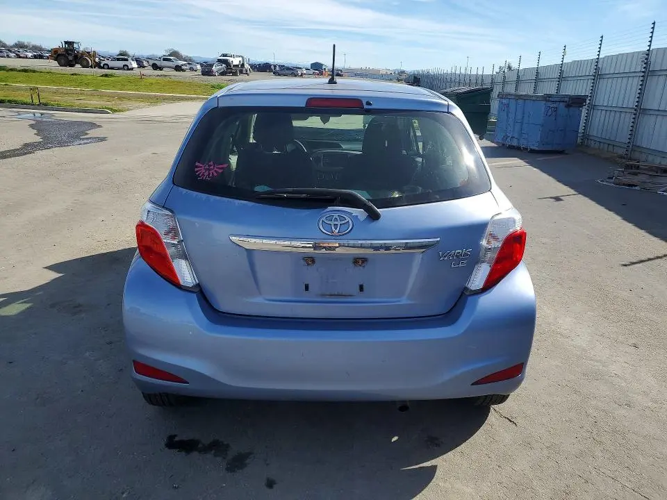 2013 TOYOTA YARIS 5-DOOR LE  