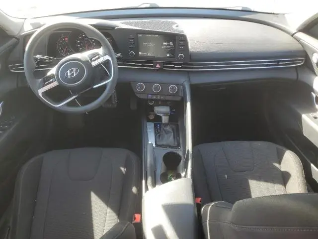 2021 HYUNDAI ELANTRA SE  