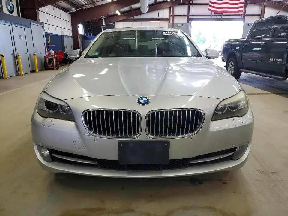 2011 BMW 535 XI  