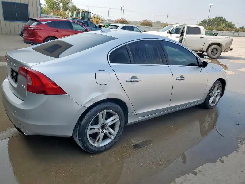 2015 VOLVO S60 PREMIER  
