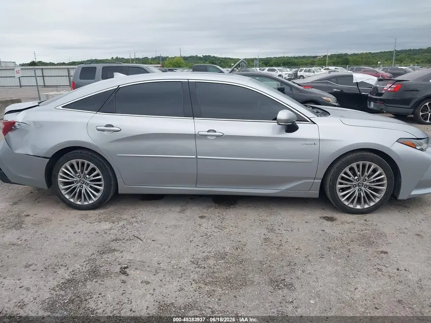 2020 TOYOTA AVALON HYBRID LIMITED