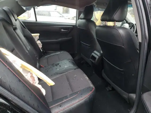 2016 TOYOTA CAMRY LE