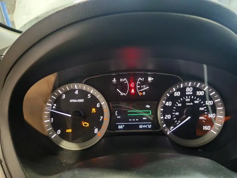 2014 NISSAN SENTRA SV  