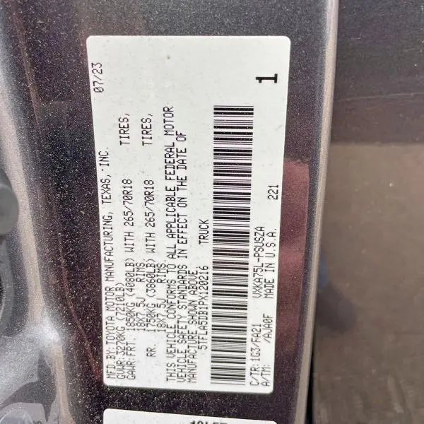2023 TOYOTA TUNDRA SR5  