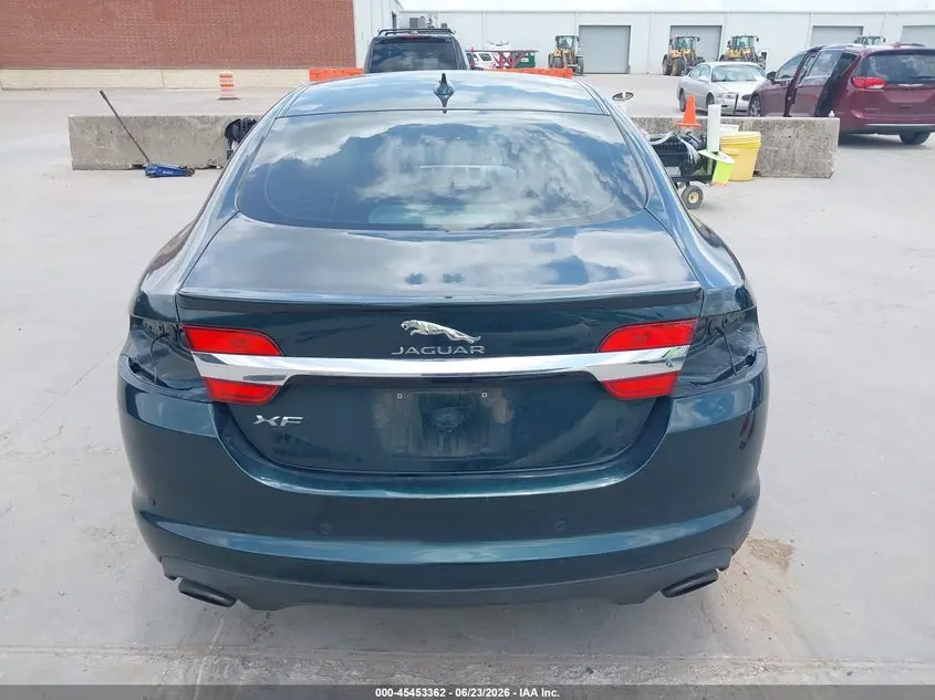 2015 JAGUAR XF 2.0T PREMIUM