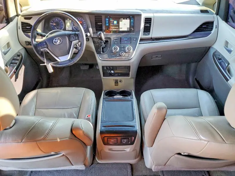 2015 TOYOTA SIENNA XLE  
