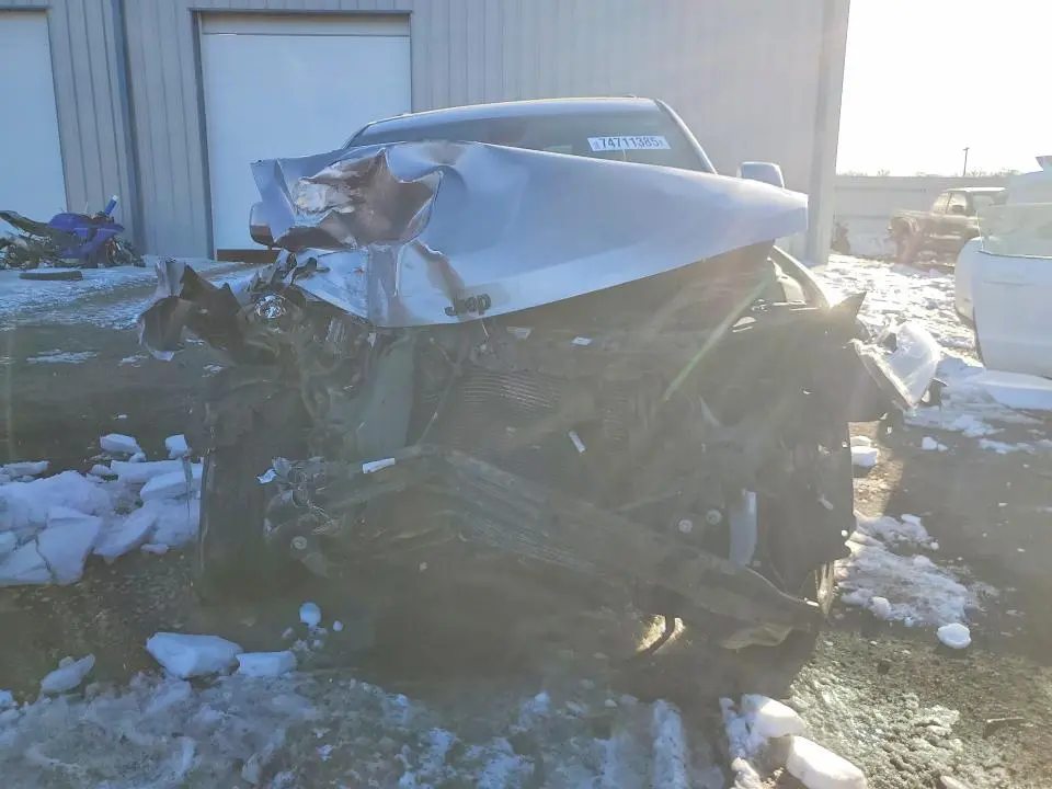 2015 JEEP GRAND CHEROKEE LAREDO  