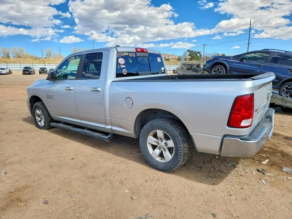 2016 RAM 1500 SLT  
