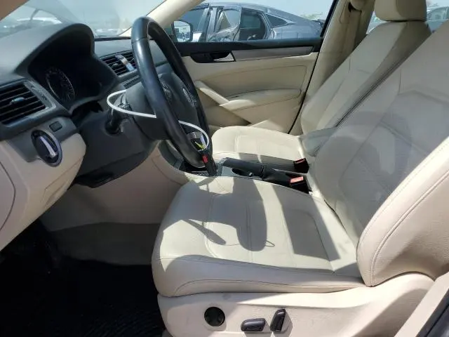 2014 VOLKSWAGEN PASSAT SE  