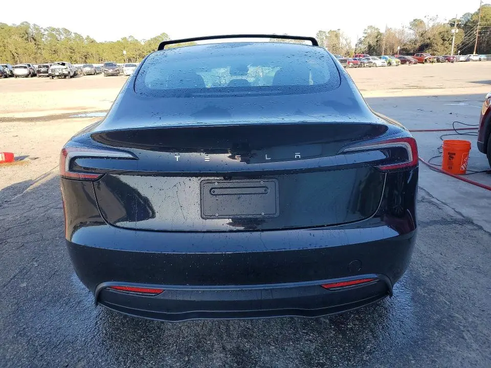 2025 TESLA MODEL 3   