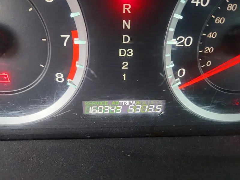 2010 HONDA ACCORD LX  
