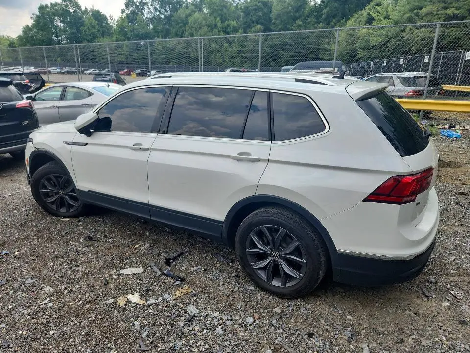 2023 VOLKSWAGEN TIGUAN SE  