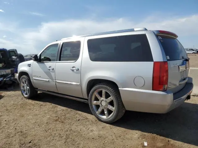 2011 CADILLAC ESCALADE ESV PREMIUM  