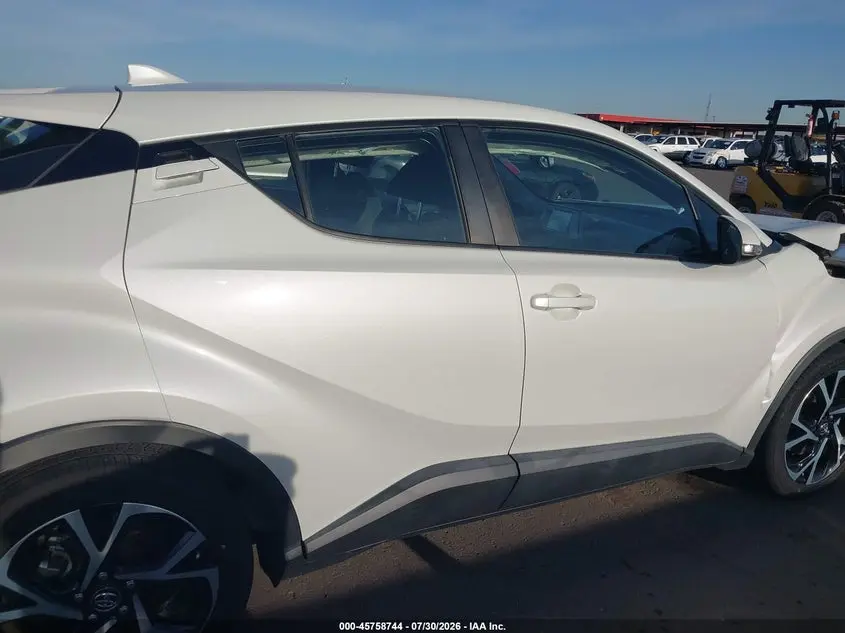 2018 TOYOTA C-HR XLE