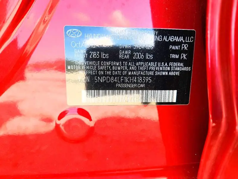 2019 HYUNDAI ELANTRA SE  