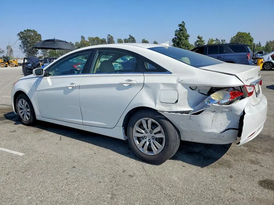 2011 HYUNDAI SONATA GLS  