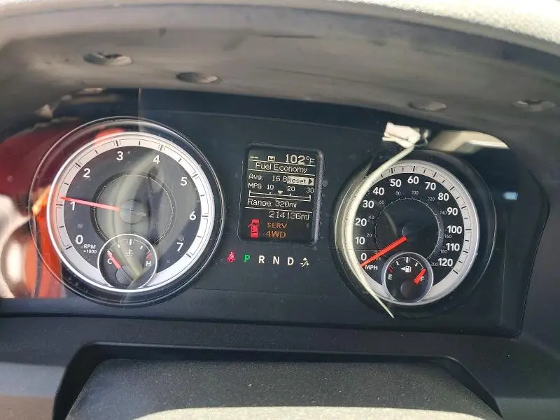 2014 RAM 1500 SLT  