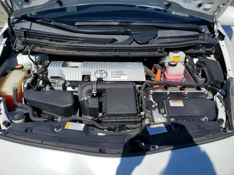 2015 TOYOTA PRIUS TWO  