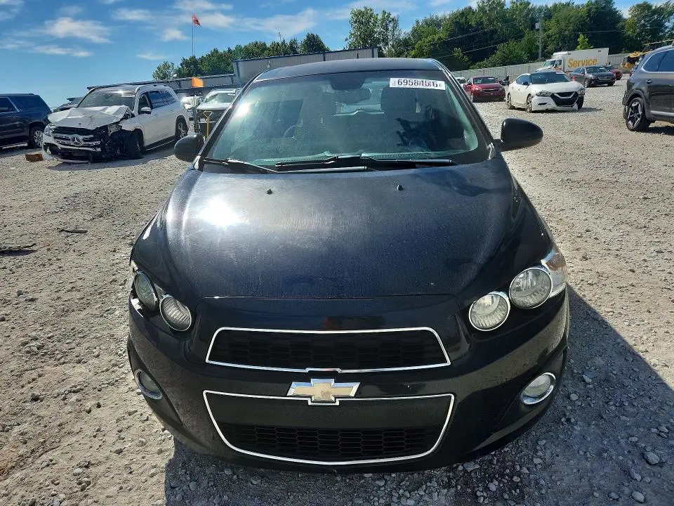 2013 CHEVROLET SONIC LT  