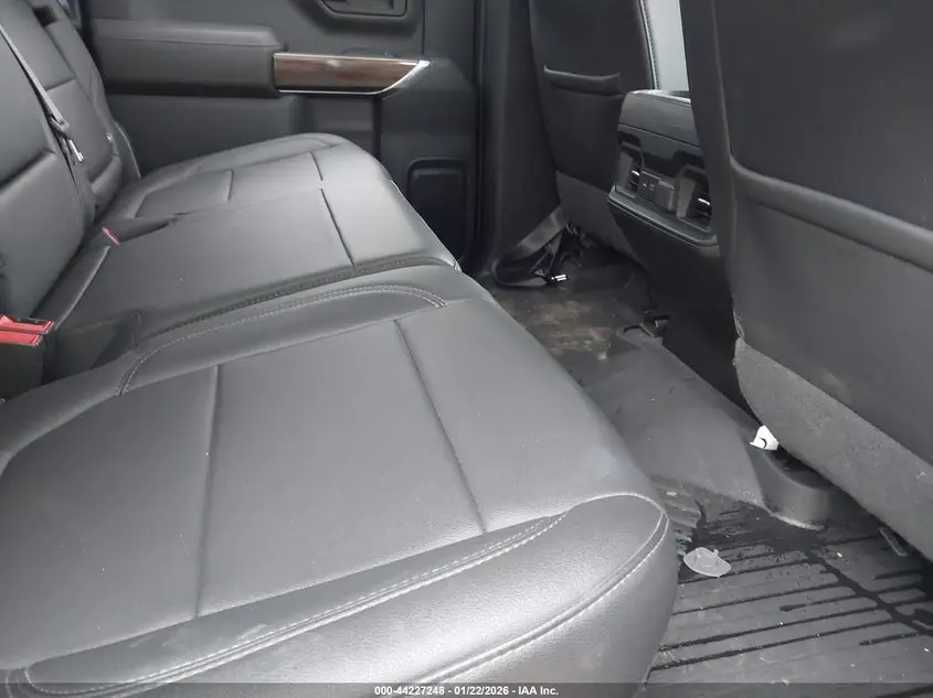 2021 CHEVROLET SILVERADO 1500 4WD  SHORT BED LT TRAIL BOSS