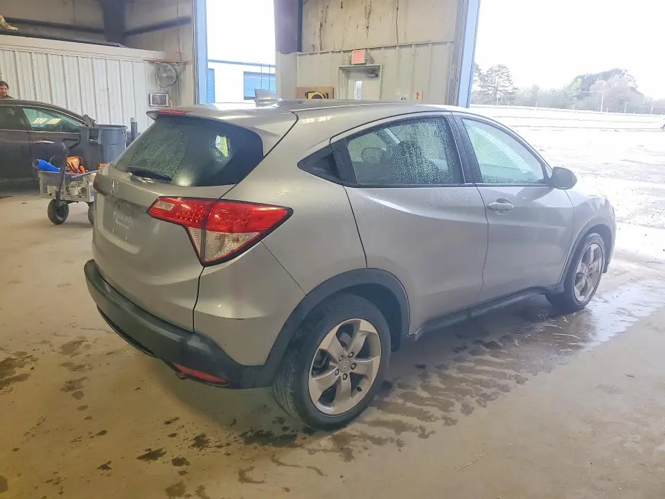 2021 HONDA HR-V LX  