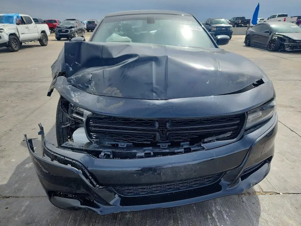 2018 DODGE CHARGER SXT  