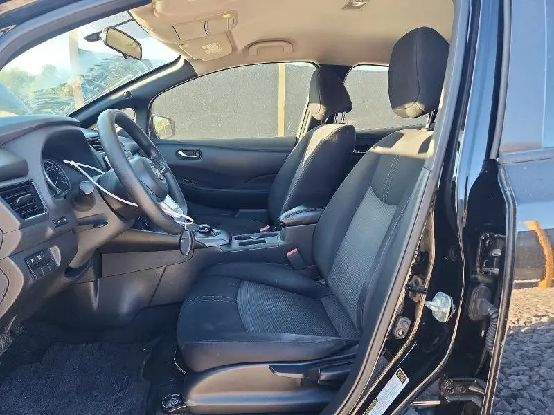2018 NISSAN LEAF S  