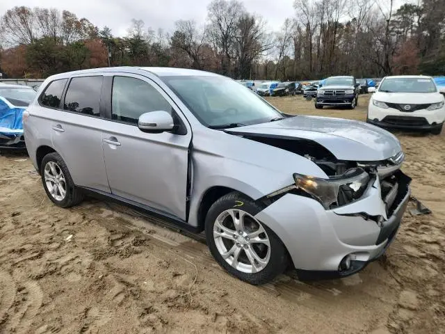 2014 MITSUBISHI OUTLANDER SE  