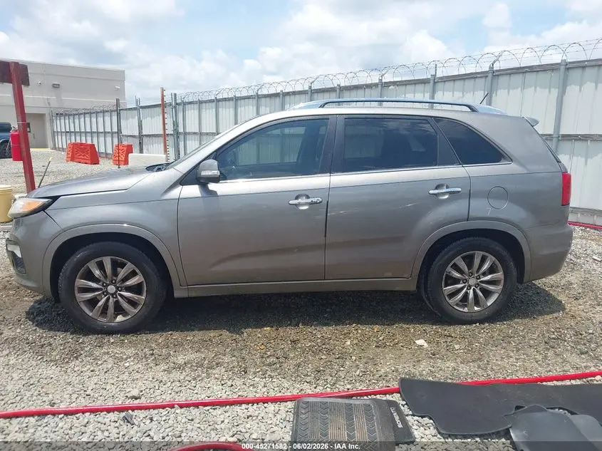 2013 KIA SORENTO SX