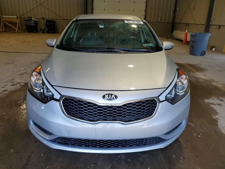 2016 KIA FORTE LX  
