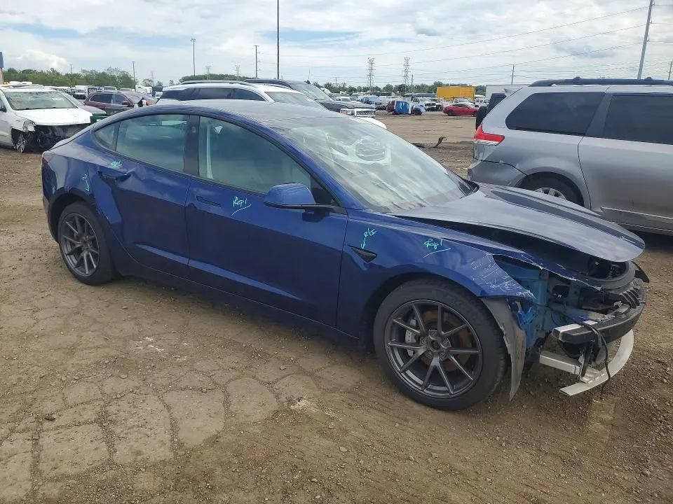 2021 TESLA MODEL 3   