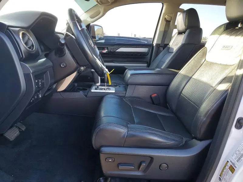 2019 TOYOTA TUNDRA PLATINUM  