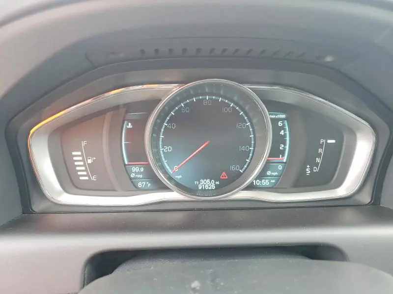 2015 VOLVO XC60 T6 PREMIER+  