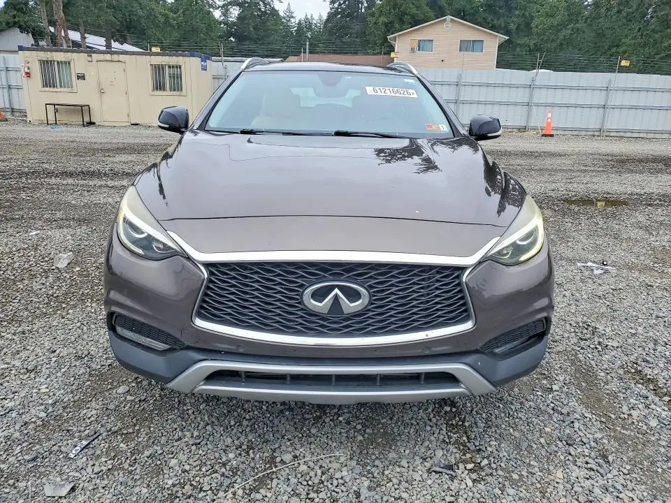 2017 INFINITI QX30 PREMIUM  