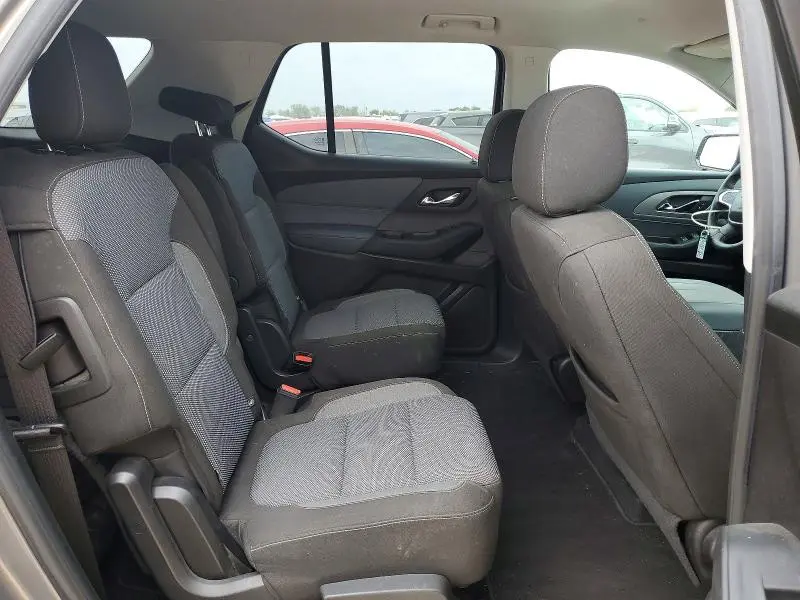 2018 CHEVROLET TRAVERSE LT  