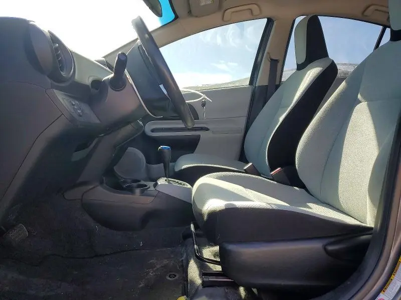 2014 TOYOTA PRIUS C   