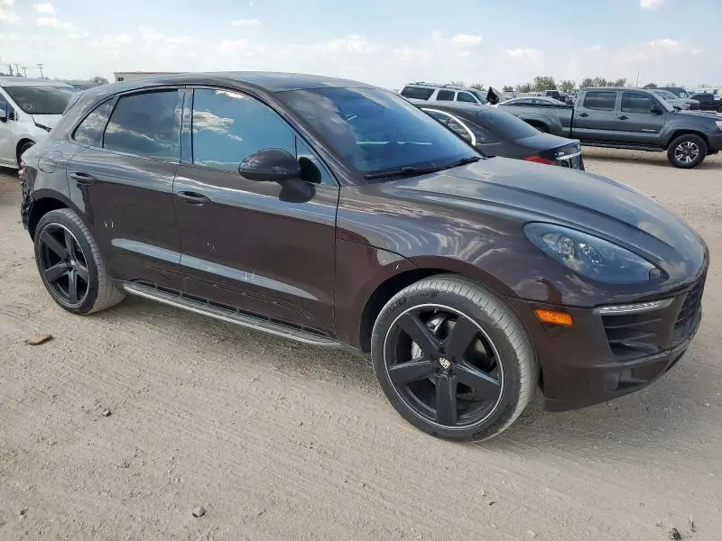 2016 PORSCHE MACAN S