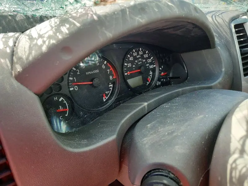 2015 NISSAN FRONTIER S  