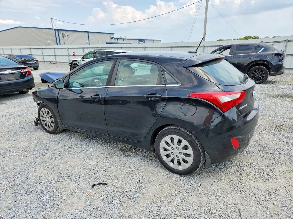 2017 HYUNDAI ELANTRA GT BASE  