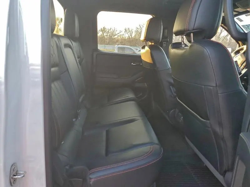 2023 NISSAN FRONTIER S  