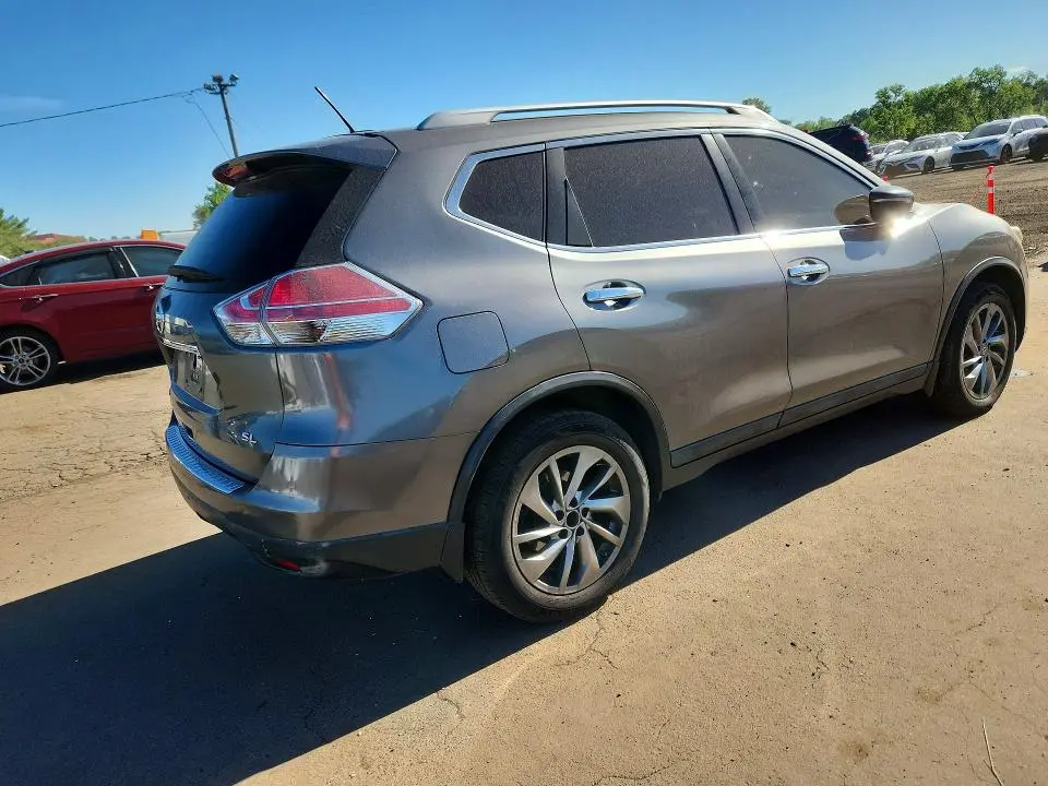2015 NISSAN ROGUE SL  
