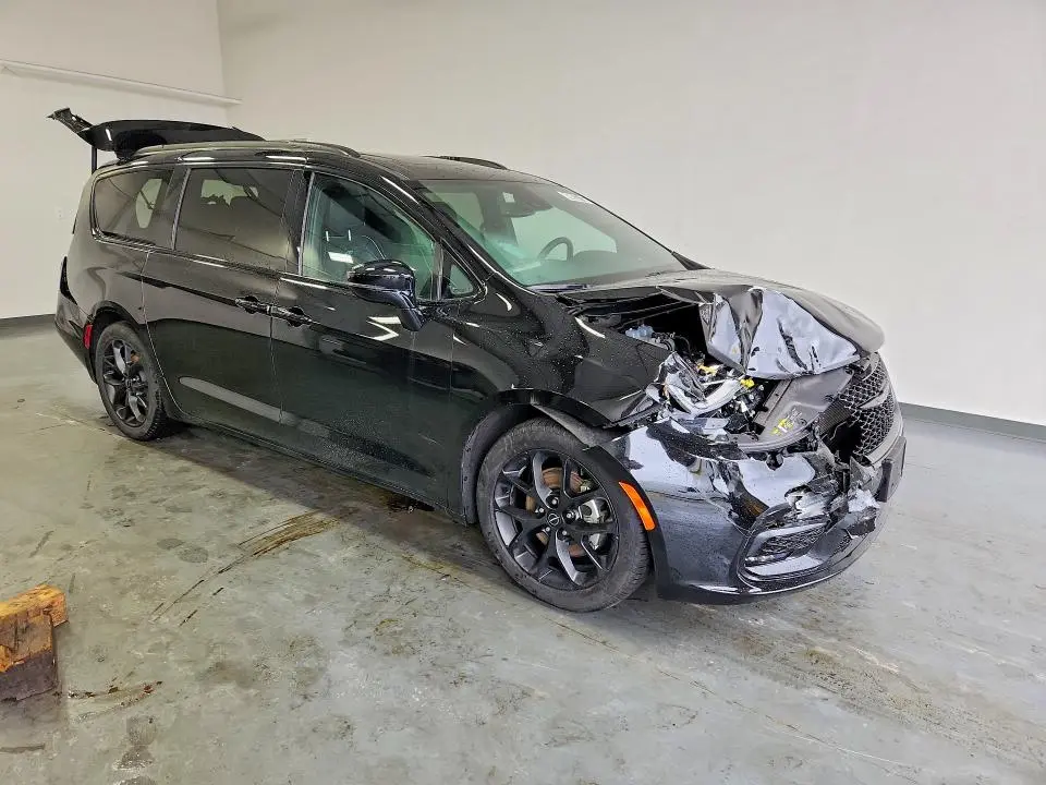 2025 CHRYSLER PACIFICA LIMITED  