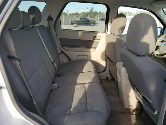 2010 FORD ESCAPE XLT  