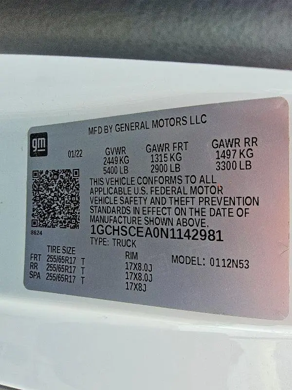 2022 CHEVROLET COLORADO LT  