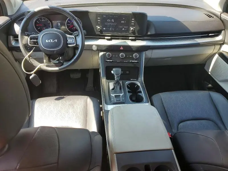 2022 KIA CARNIVAL LX  