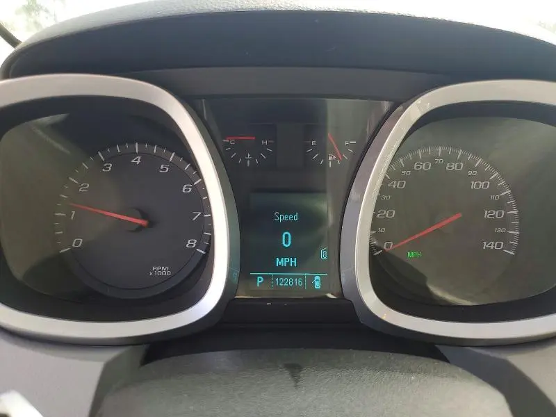 2011 CHEVROLET EQUINOX LT  