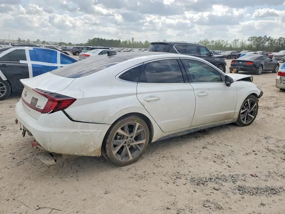 2022 HYUNDAI SONATA SEL PLUS  